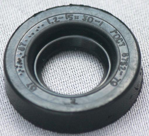 Сальник 15*30